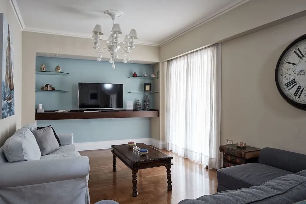 Fabulous 3BD Apt close to Kalimarmaro - photo 9