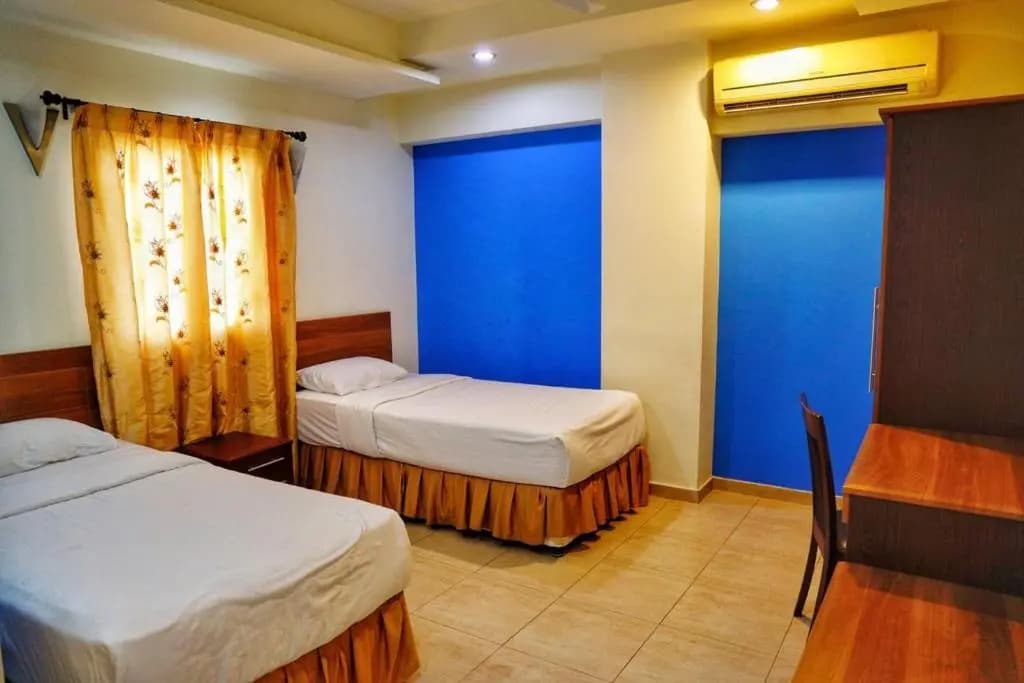 Johny International Hotel - photo 4
