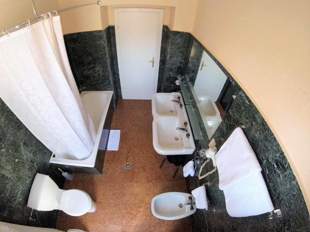 Hotel Goldene Spinne - photo 9