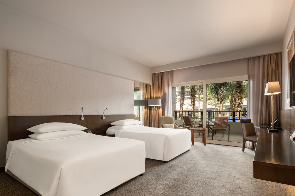 Dusit Thani LakeView Cairo - photo 3