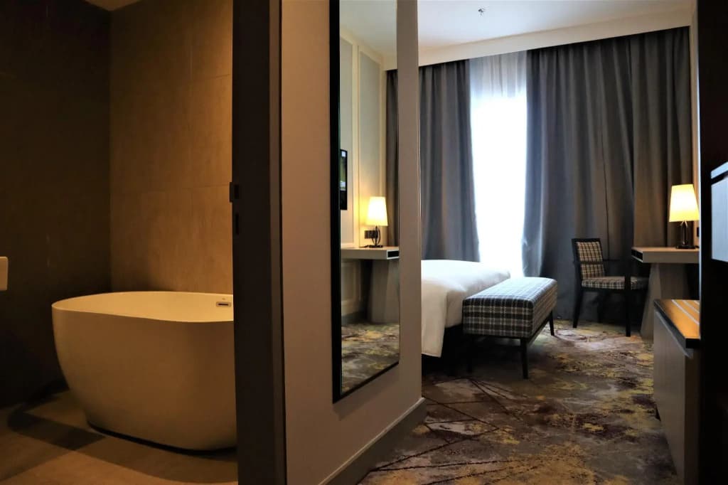 KSL Esplanade Hotel - photo 4