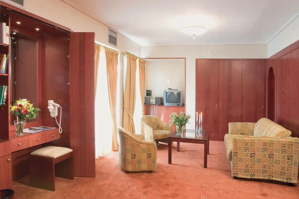 Oscar Hotel - photo 7