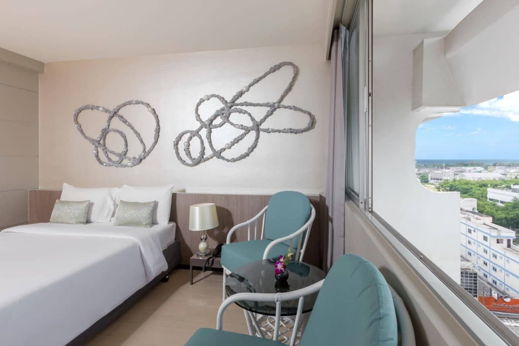 Pearl Hotel Phuket - photo 8