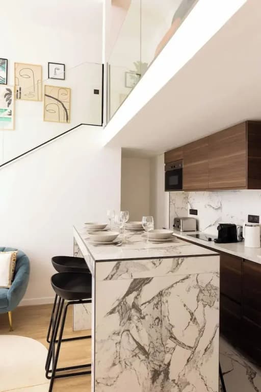 Authentic Apartment - 2br/6p - Place Pigalle - photo 17