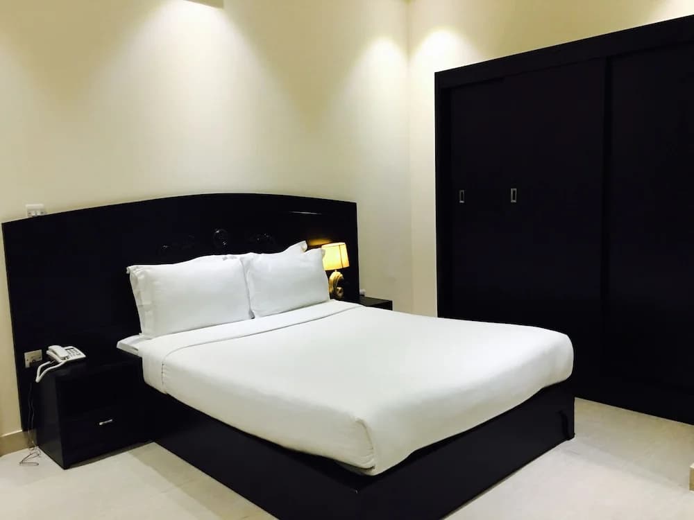 Universal Suites Hotel Apartment - photo 5