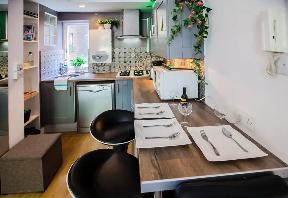 Pimlico Chic Suite - photo 14