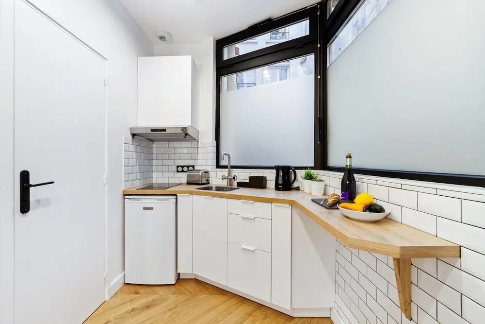 Stylish Apartment in the Heart of Paris - photo 9