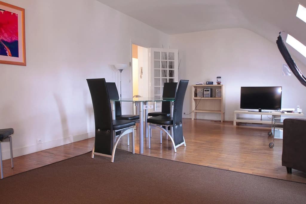 Bridgestreet Opera Apartments - photo 4