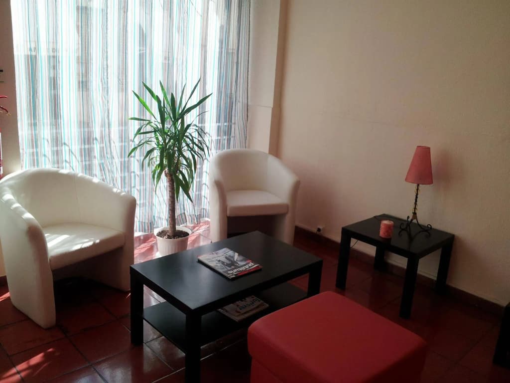 Dinya Lisbon Hotel - photo 4