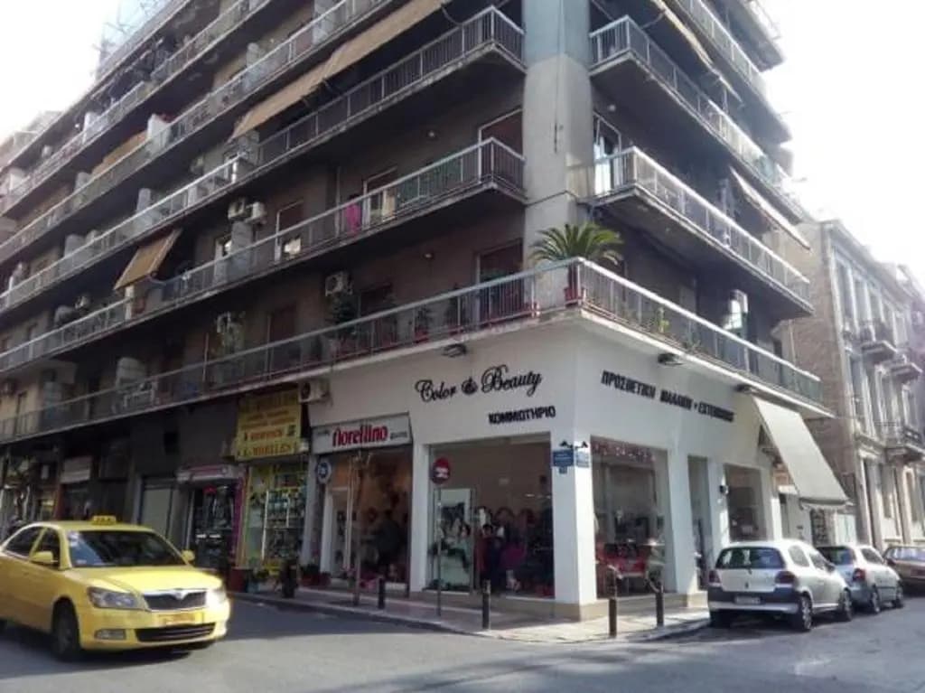 Comfortable inexpensive apartmets near metro - main photo