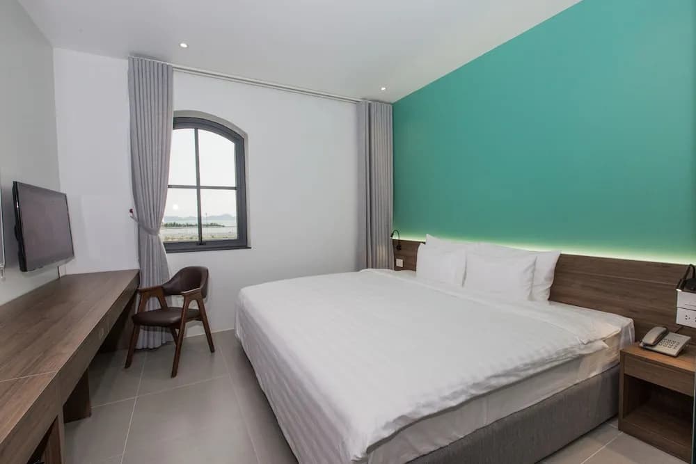 The Twin Hotel - photo 24
