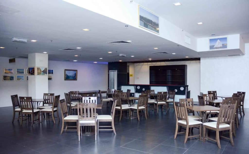 La Boss Hotel - photo 18