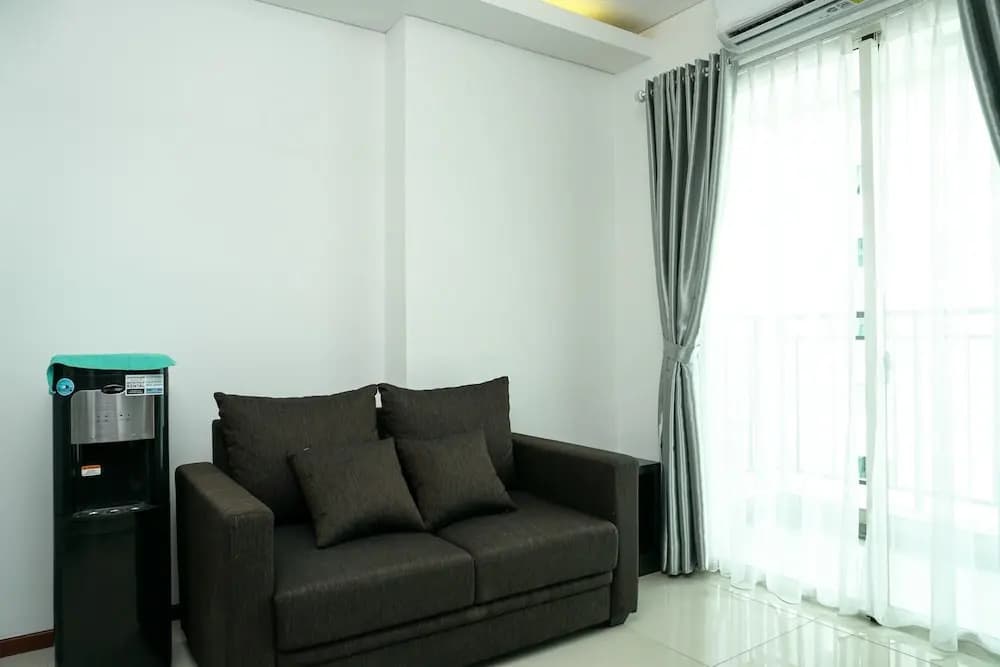 Nice 1BR Apartment at Thamrin Residence - photo 3