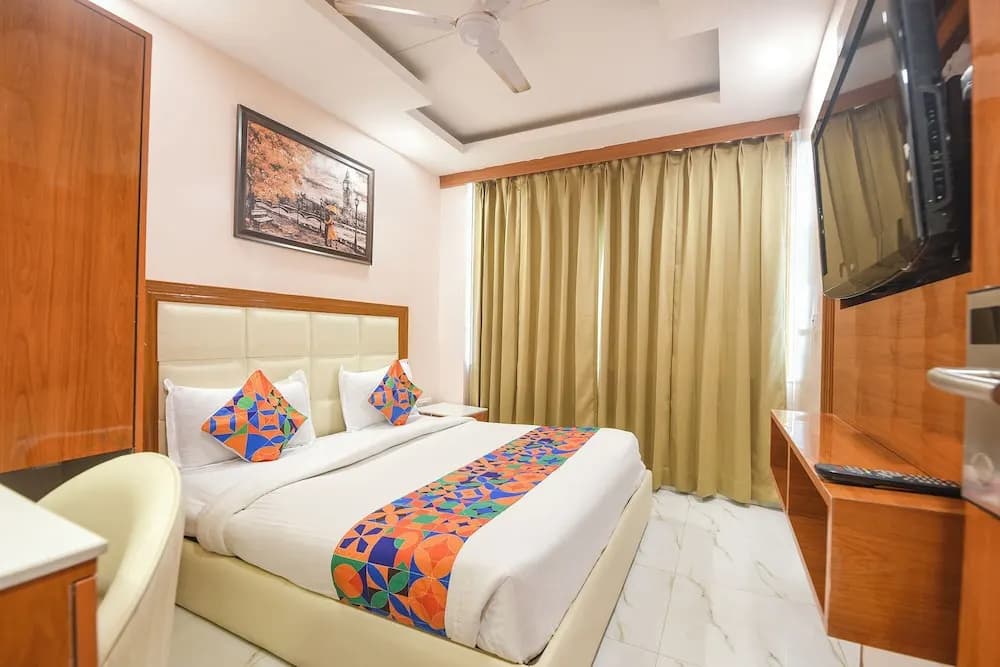 FabHotel Ramhan - Nr. Patel Nagar Metro - photo 5
