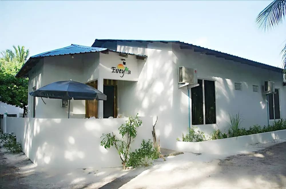 Eveyla guesthouse - photo 1