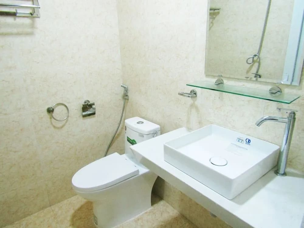 Duy Service Apartment - photo 10