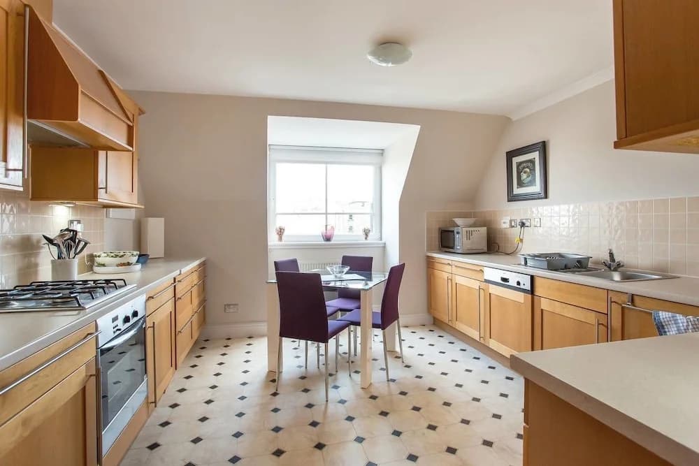 City Centre 3bed/3bath - photo 16