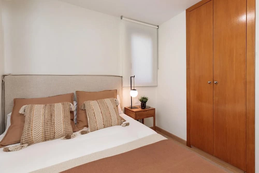 Rambla Paris Attic Apartment - photo 18