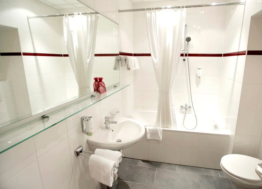 Hotel Gilbert - photo 7