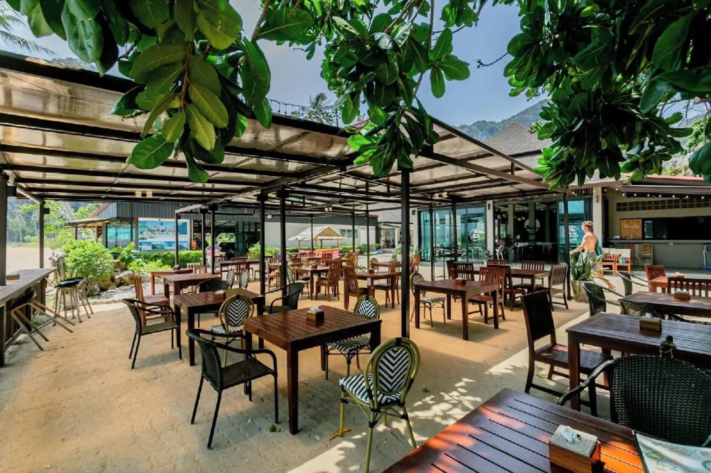 Tonsai Bay Resort - photo 28