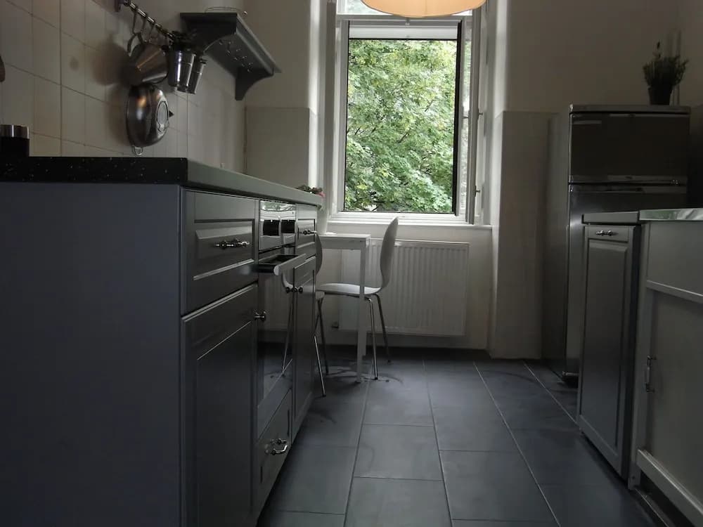 Kunsthaus Apartments - photo 4