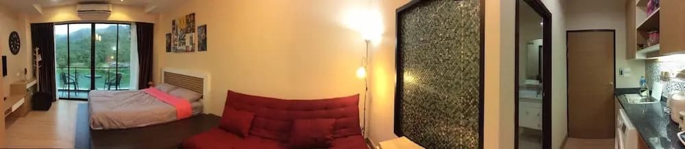 The Naithorn Condo Unit 401 - photo 5