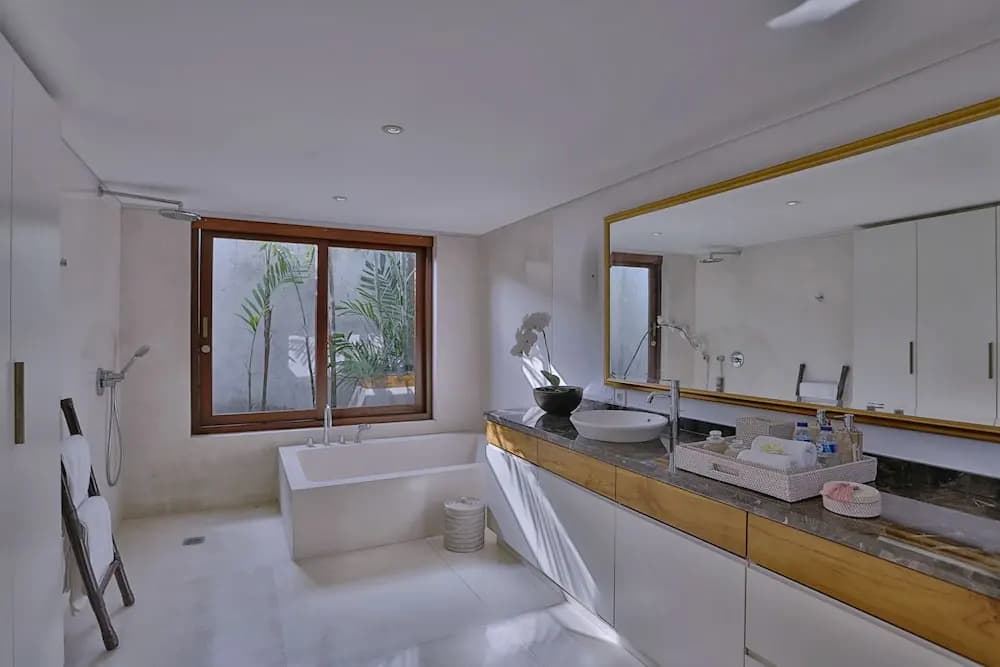 Villa Nikara - photo 1