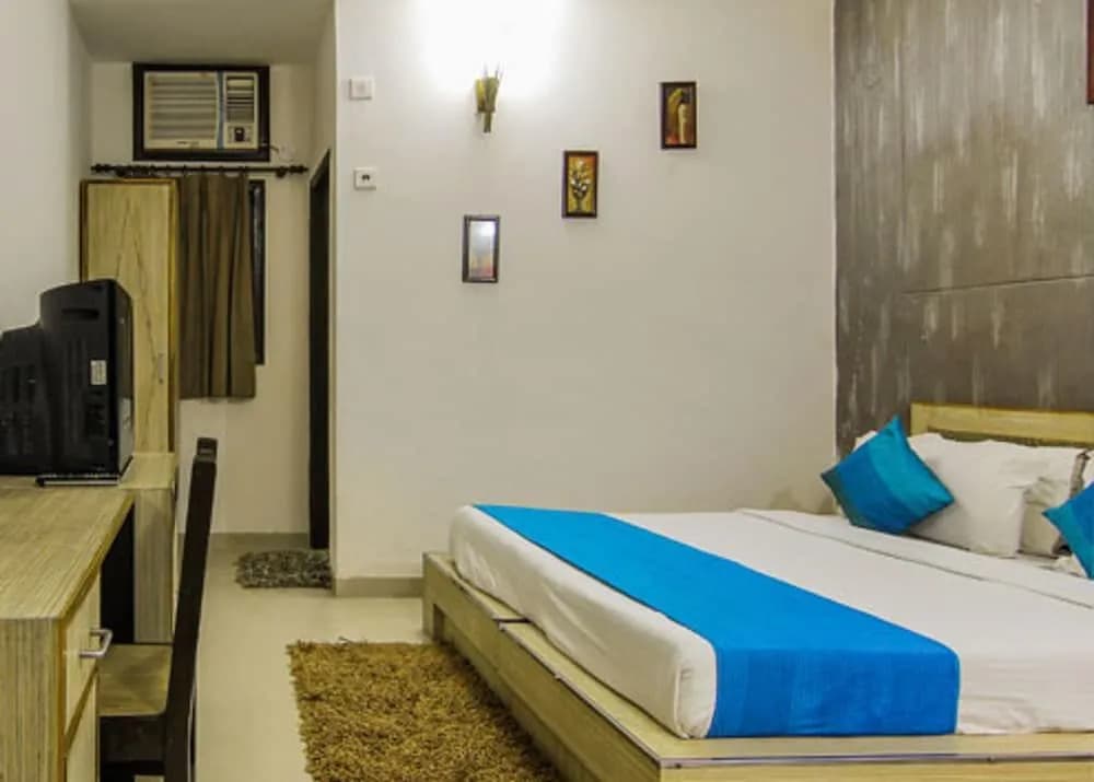 Hotel Om Paradise Near IGI Delhi Airport - photo 7