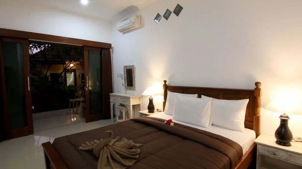 Ayye Bungalows - photo 4