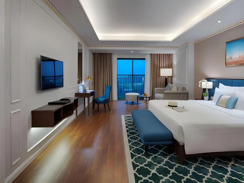 FLC Halong Bay Golf Club & Luxury Resort - photo 7