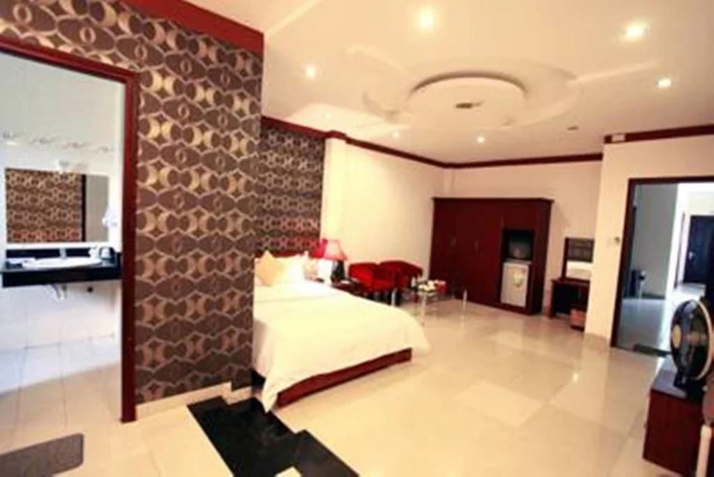 Lighting Hotel - photo 6