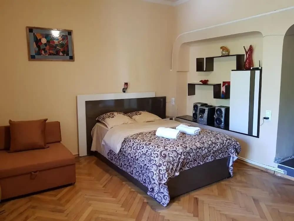 Sunny Tiflis - photo 3