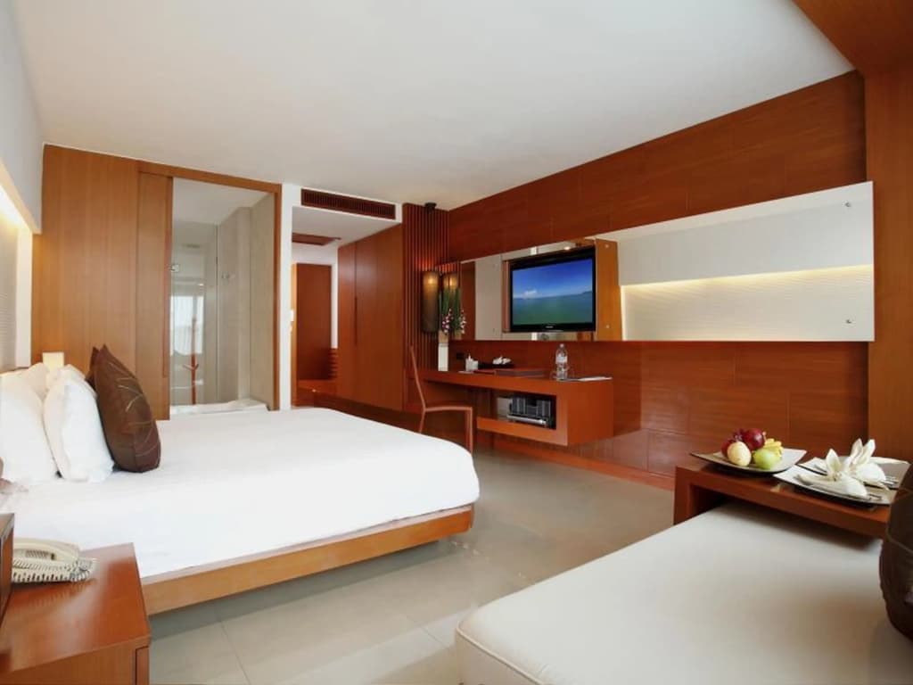 La Flora Resort Patong - photo 18