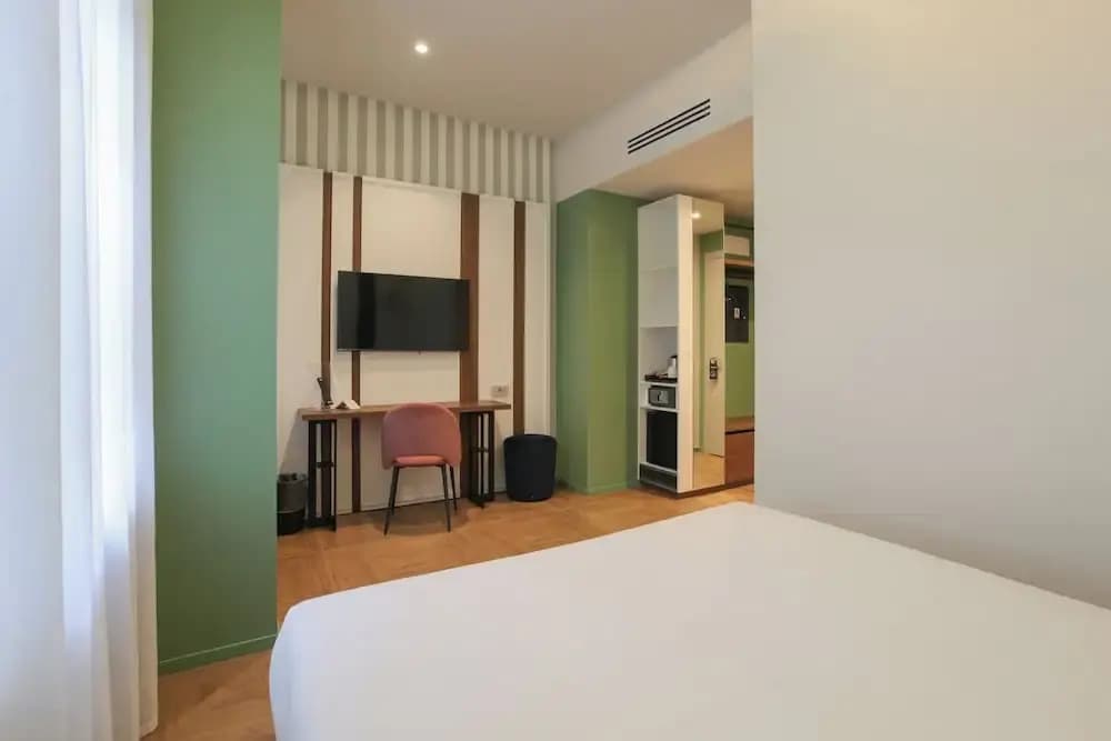 The Floor - photo 10