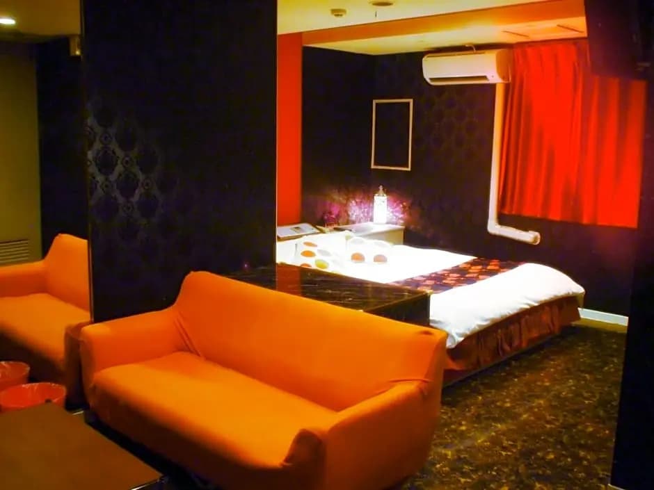 Hotel 24(Twenty four) - photo 6