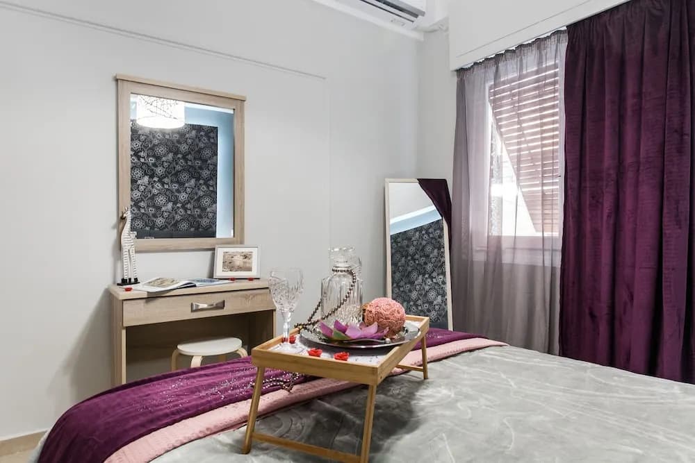 Central Safe Smart Apartment - photo 5