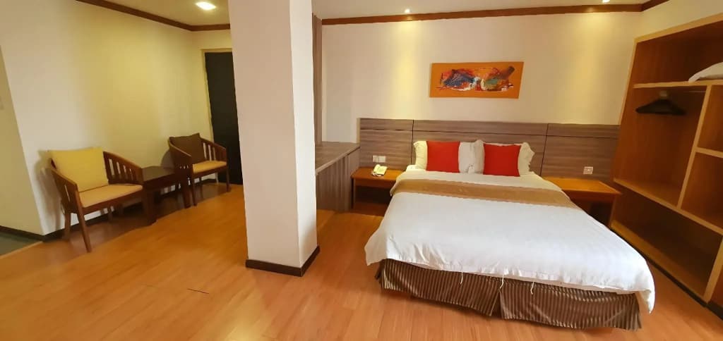 Kemena Plaza Hotel - photo 15