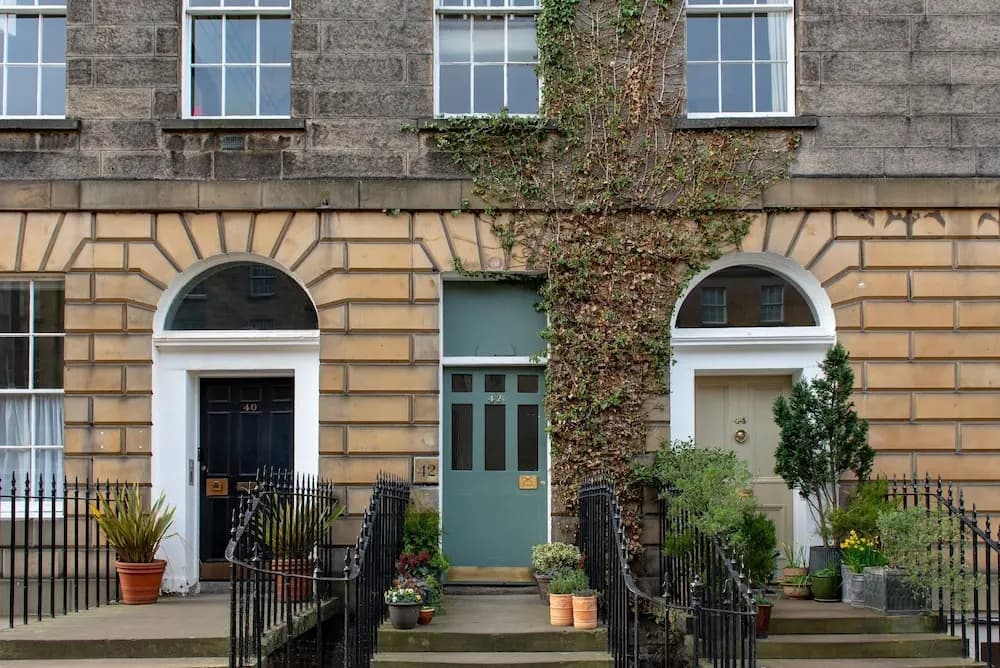 Stunning 4 Bedroom Central Edinburgh - main photo