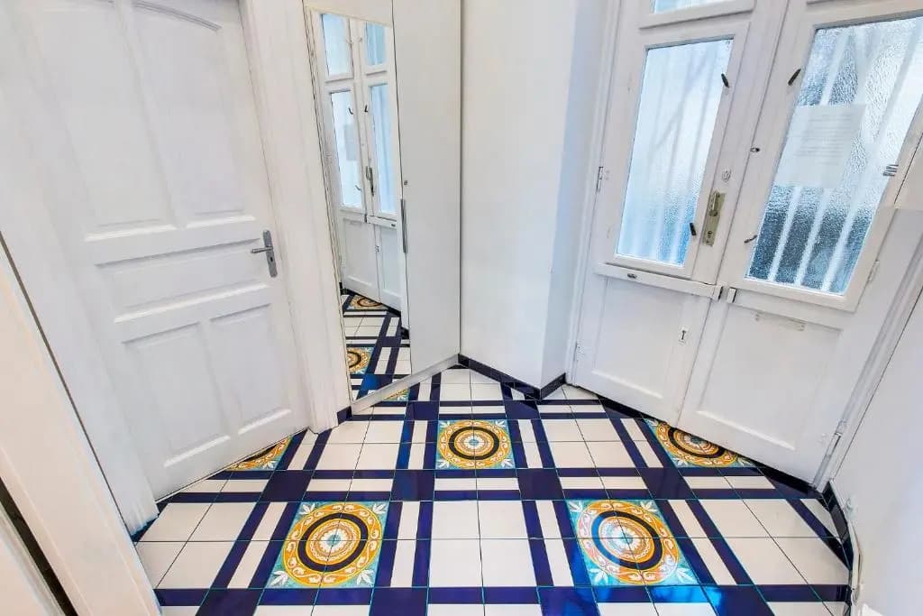 Royale Apartment - photo 9