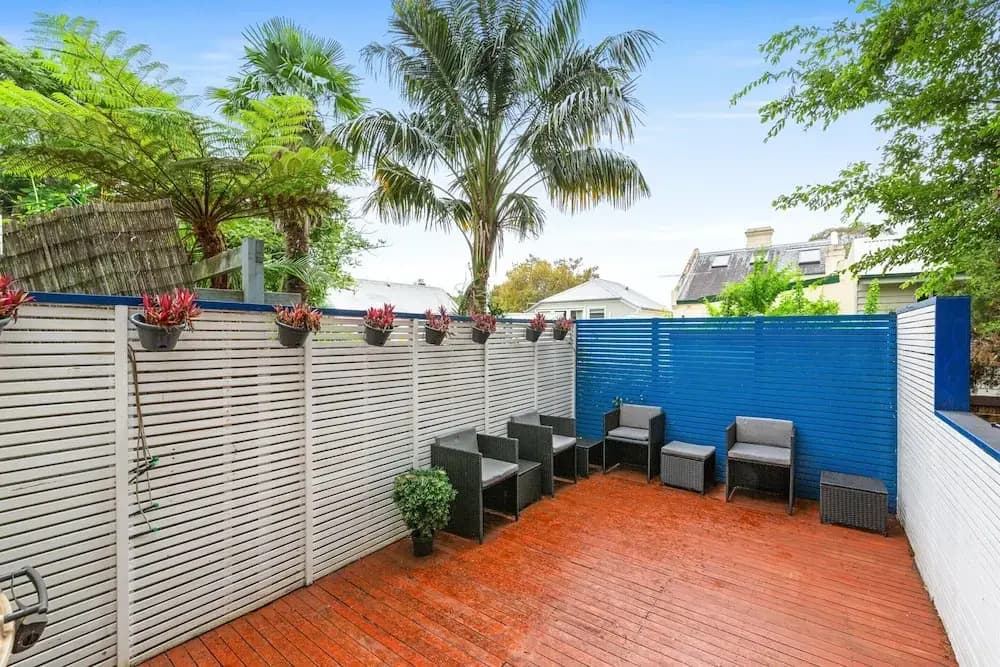 Elegant 1-bed With Study by Balmain Wharf - photo 12