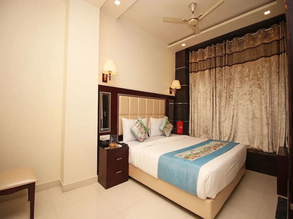 OYO Flagship 737 Paschim Vihar - photo 3