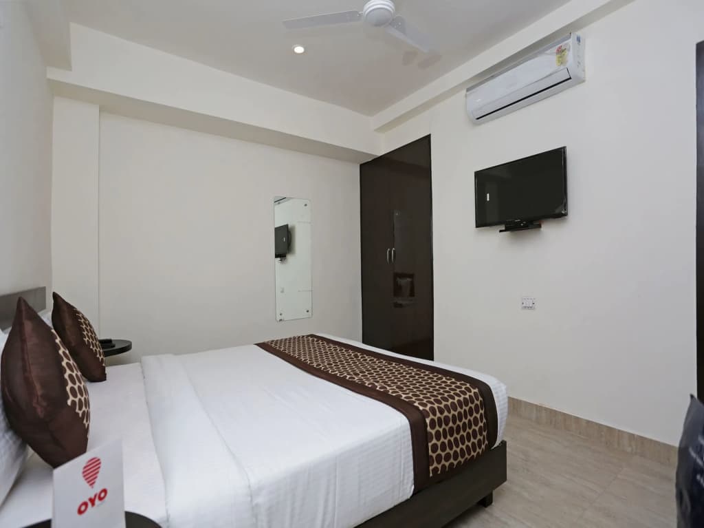OYO 12171 Hotel Sky View - photo 4