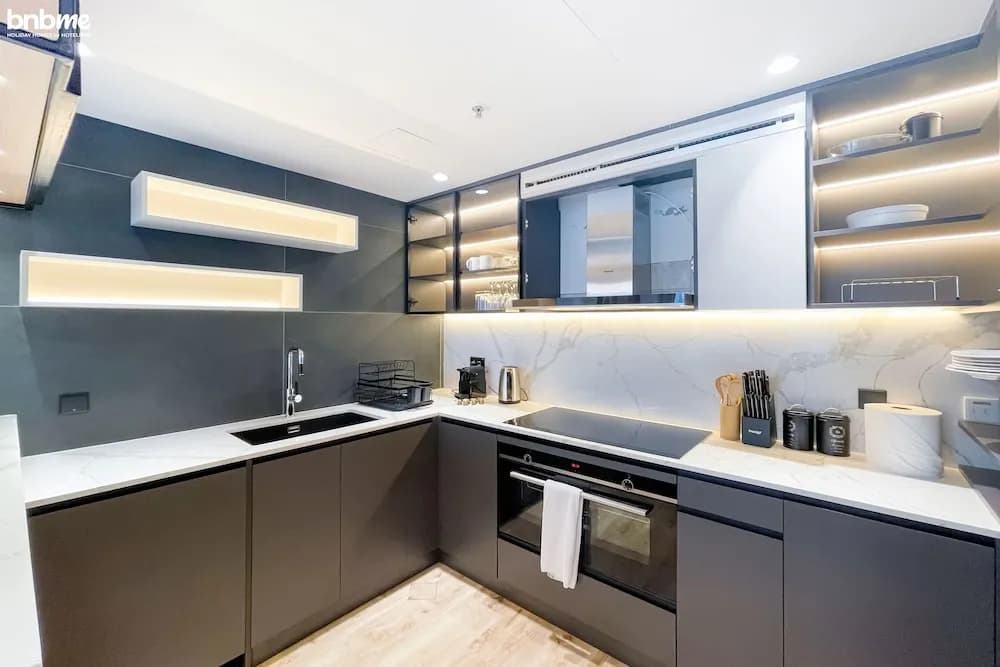bnbme | Al Murjan Tower | 2 BDR - photo 17