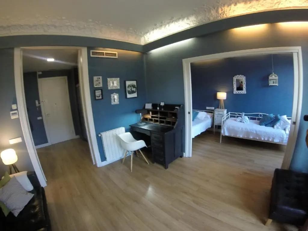 Mr. Serrano Apartments - photo 3