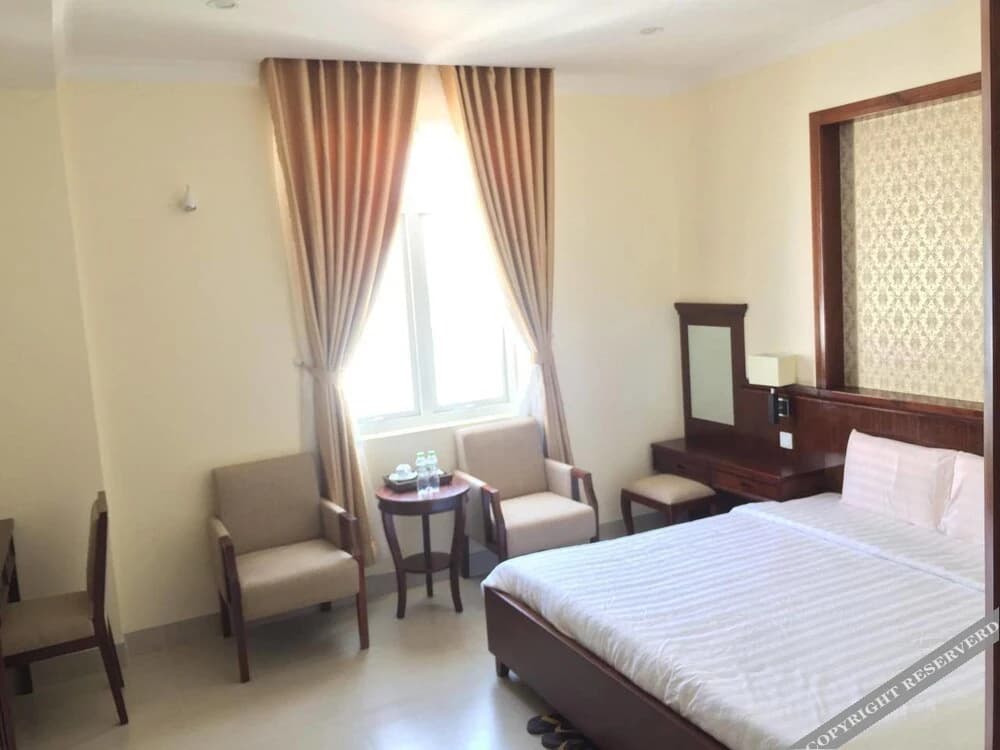 Sunny Hotel - photo 8