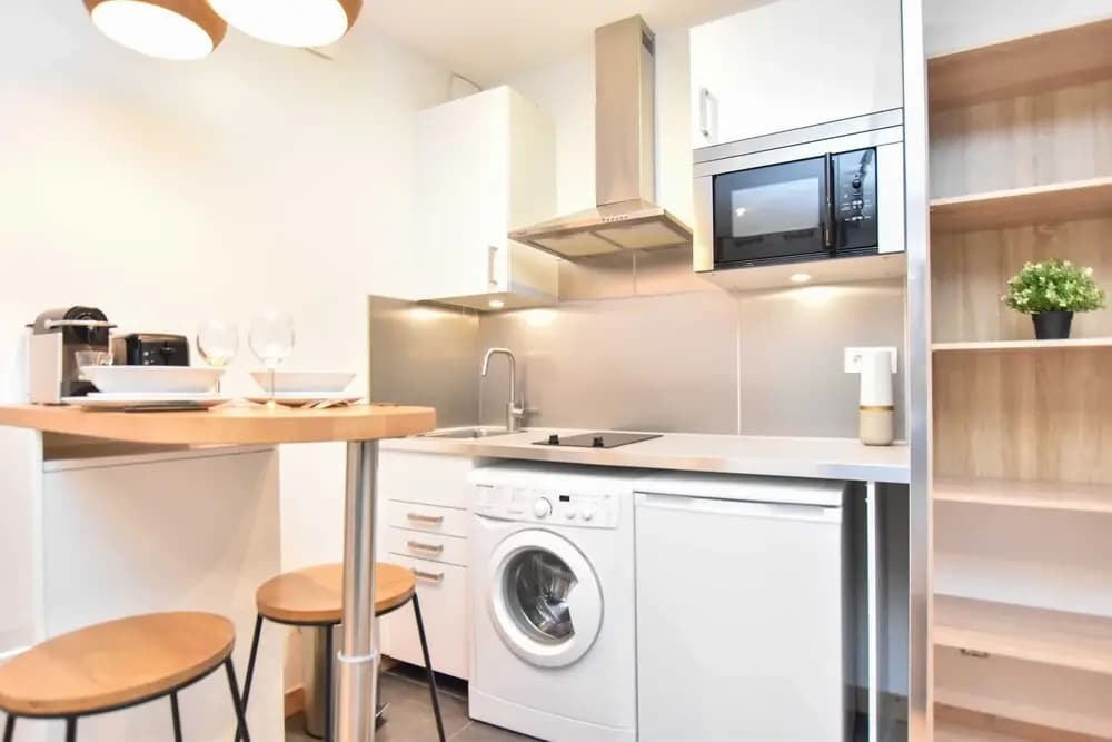 Modern Studio in the Heart of Paris - photo 10