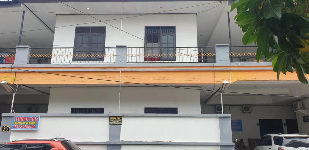 OYO 90990 Surya Residence - photo 5