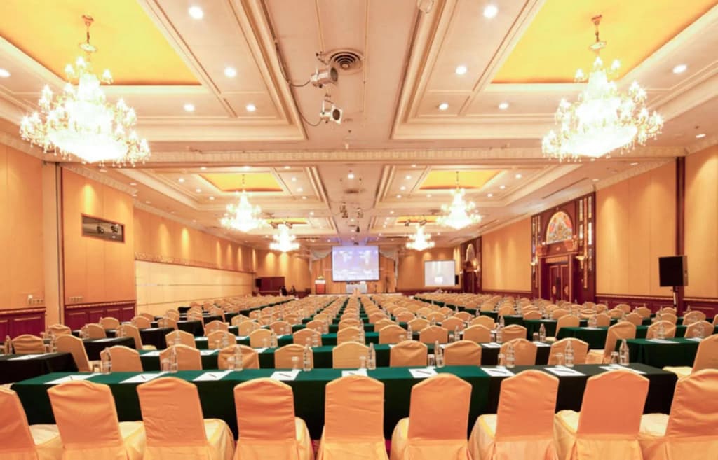 Emerald Hotel Bangkok - photo 20