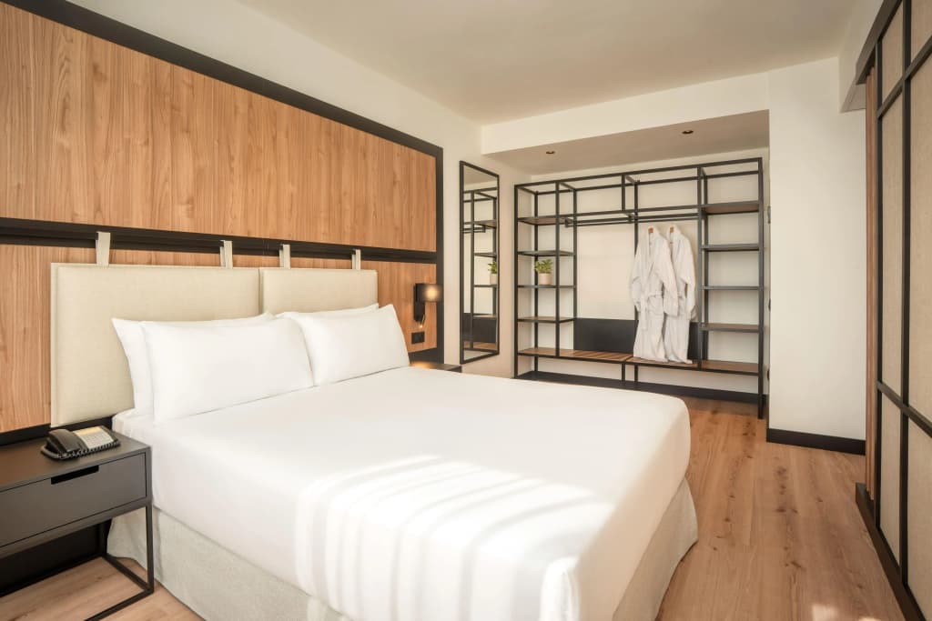 Madrid Airport Suites, Affiliated by Meliá - photo 40