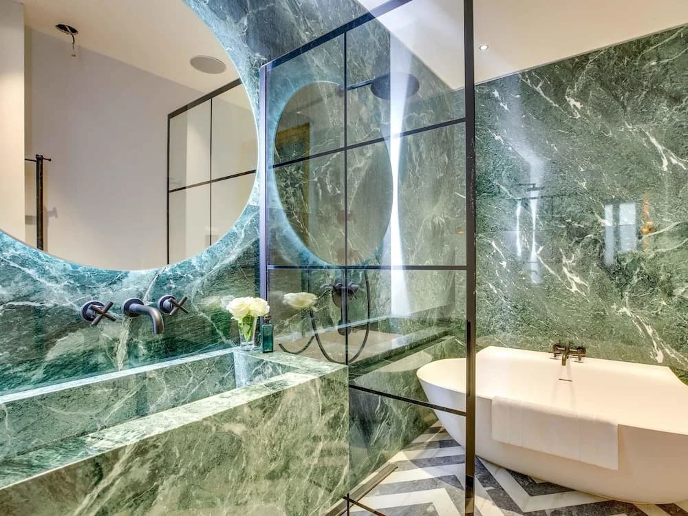 Top Luxurious Penthouse Front of Eiffel Tower and River - photo 9